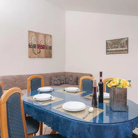 Apartmán Two-bedroom In